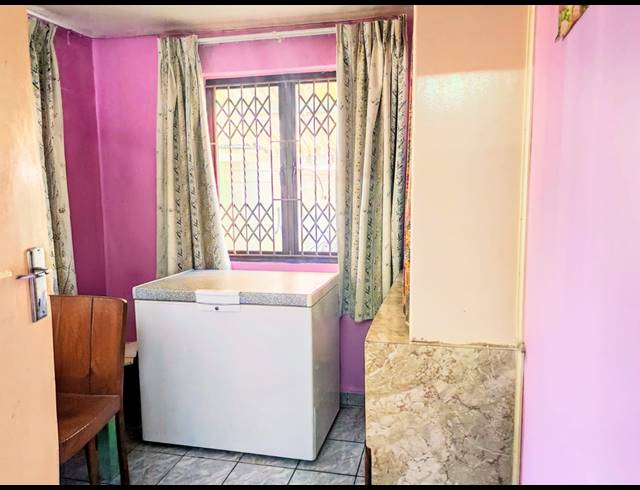 5 BEDROOM HOUSE FOR SALE IN SHALLCROSS